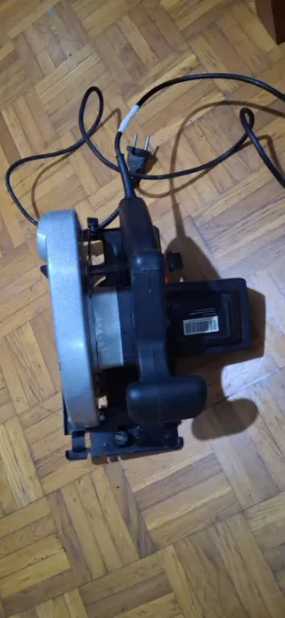 Sierra circular 1200W