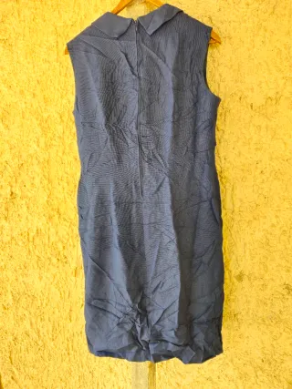 Vestido azul con cuello Peter Pan