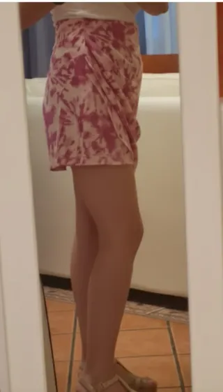 Falda pantalón Zara Tie-Dye fucsia y blanco roto