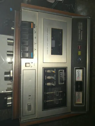 REGALO PLETINA Amplificador National Panasonic