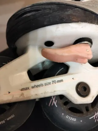 Patines Decathlon 27-30 + Protecciones