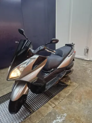 Kymco Superdink 300i