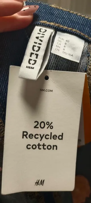 Top Dorado Lentejuelas Pura Vida.Solo un hombro