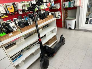 Patinete Eléctrico Negro