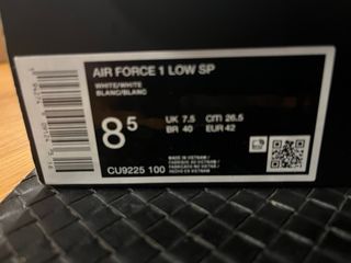 Nike Air Force 1 Low Supreme