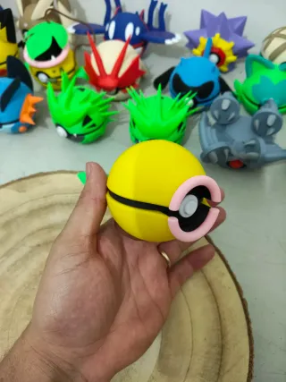 Poké Ball Bellsprout Pokémon