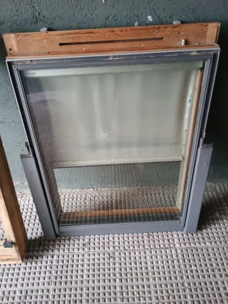 Ventana Velux con marco GZL M04