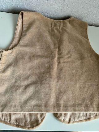 Chaleco Zara bordado flores