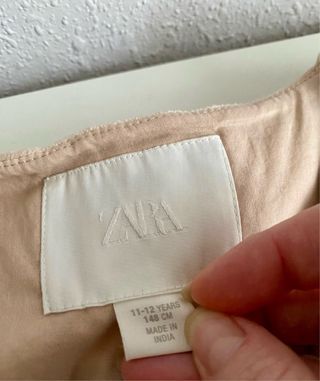 Chaleco Zara bordado flores