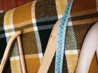 Lote  de 4 Perchas Madera Mango y Timberland