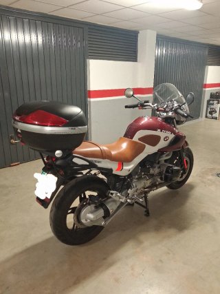 BMW R1150R - Naked 2004. Km.57000. Granate/Blanca.