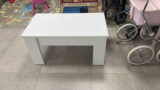 Mesa de centro blanca de madera