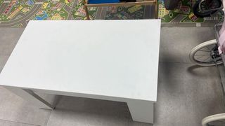 Mesa de centro blanca de madera