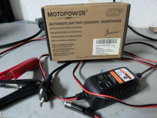 Cargador Mantenedor Batería Moto 12V