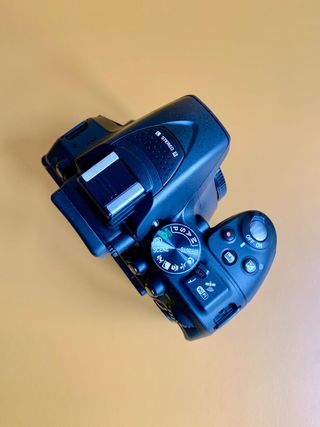 Nikon D5300 + Lente 18-55mm VR