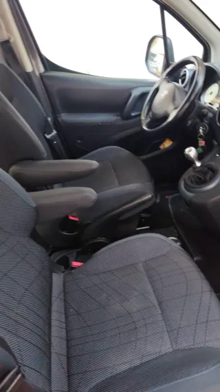 Peugeot Partner 2011