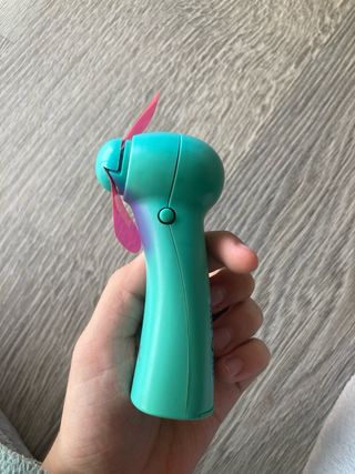 Mini ventilador a pilas