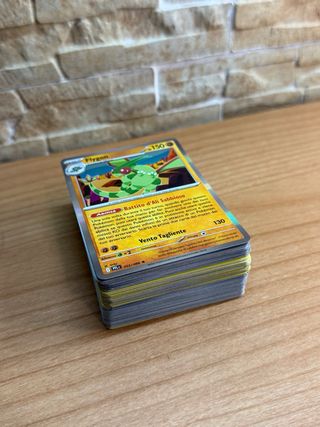 Lotto 100 carte Pokémon varie