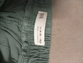 Pantalón verde 11-12 años