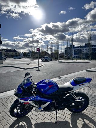 Suzuki GSXR 600 K7 24 mil km