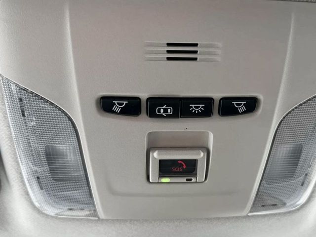 Toyota Corolla 1.8 125H ADVANCE E-CVT SEDAN