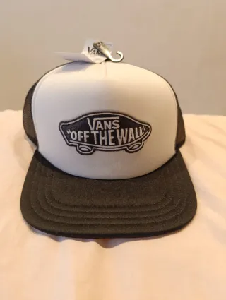 Gorra Vans Trucker Blanca y Negra