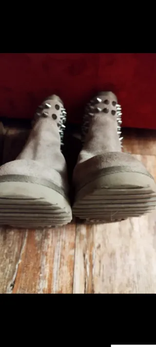 Tronchetti Ash con plateau e borchie