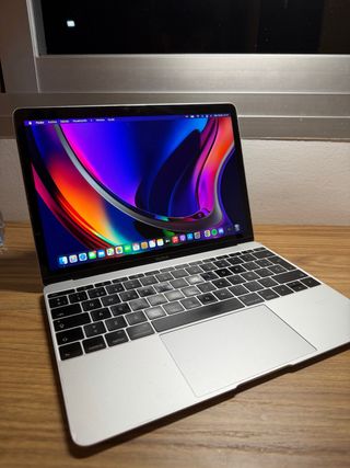 MacBook 12” 2015 8GB RAM 512GB SSD