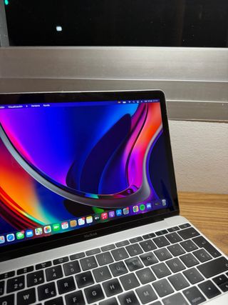 MacBook 12” 2015 8GB RAM 512GB SSD