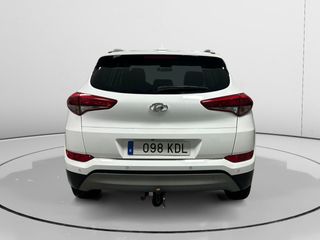 Hyundai Tucson Kosmo Bluedrive 2WD