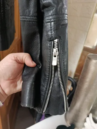 Cazadora Piel Negra Mango Talla M