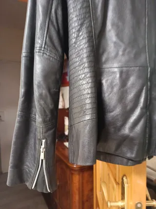 Cazadora Piel Negra Mango Talla M