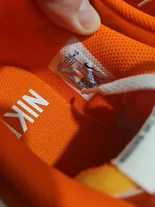 Nike Cortez Naranja y Beige