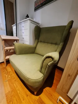 Sillón de tela verde Ikea