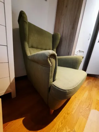 Sillón de tela verde Ikea