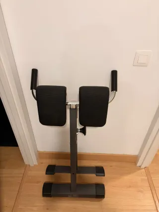 Banco de hiperextensiones y abdominales