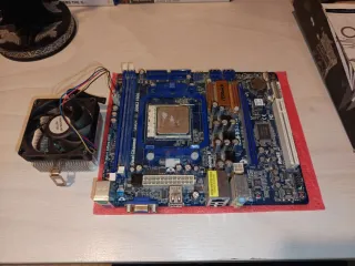 Placa Base ASRock N68-VS3 FX + AMD Phenom II