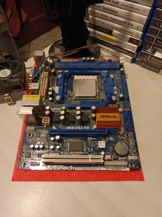 Placa Base ASRock N68-VS3 FX + AMD Phenom II