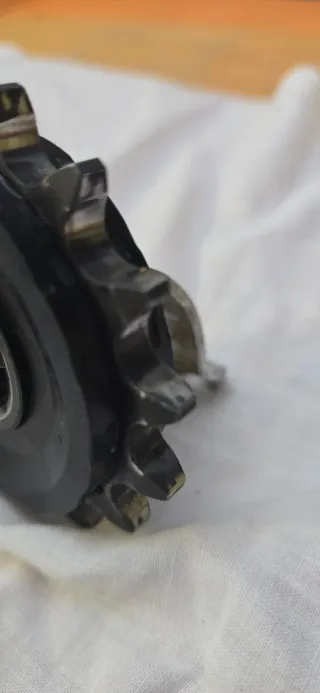 Piñón Ataque original KTM 1290 SA 2024 16 Dientes