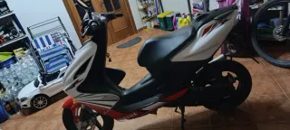 Yamaha Aerox R 49cc Scooter