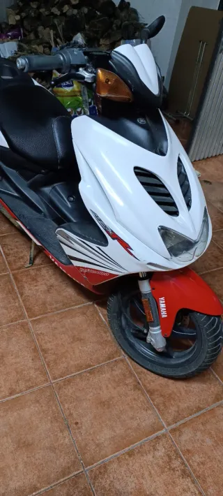 Yamaha Aerox R 49cc Scooter
