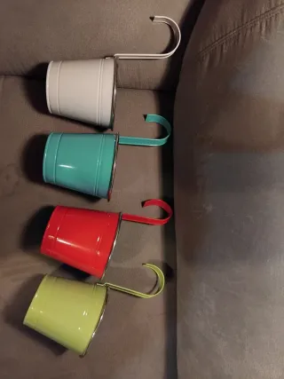 Set 4 Vasetti Decorativi in Metallo