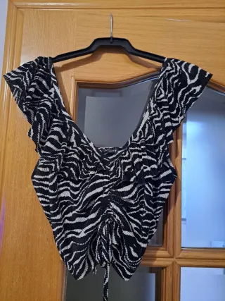 Top estampado cebra fruncido