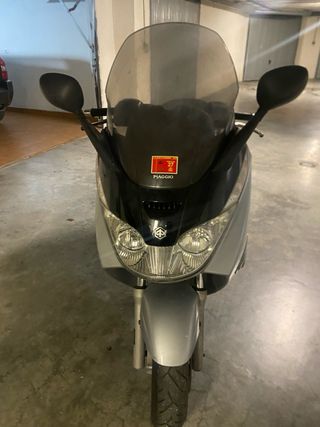 Piaggio X8 Plata