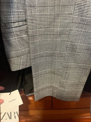 Traje pantalón Zara pata de gallo a estrenar