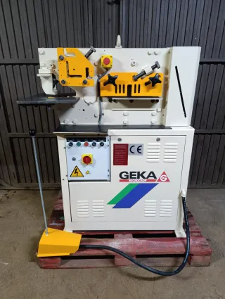 Punzonadora Geka