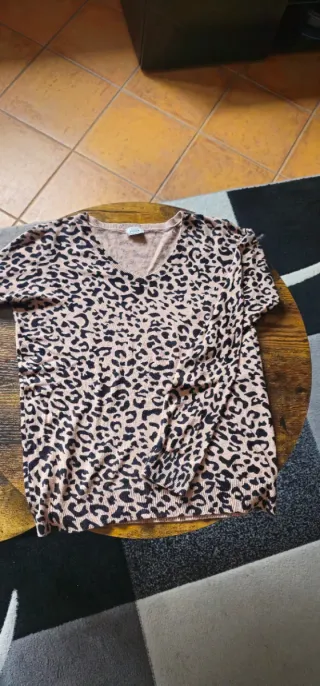 Jersey leopardo beige y negro