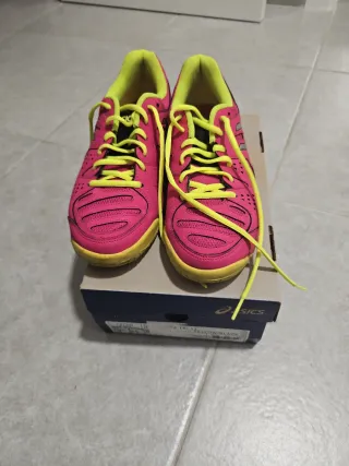 Zapatillas Padel Asics Rosa y Amarillo