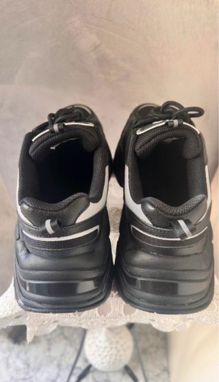 Scarpe Fila nere donna