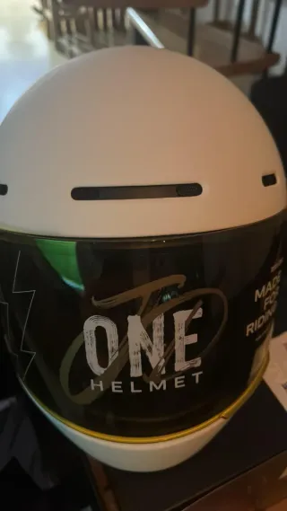 Casco de moto ONE HELMET
